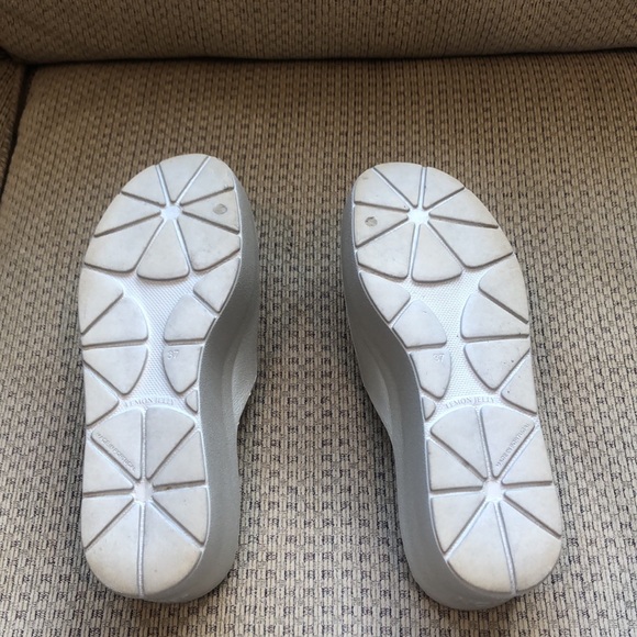 Lemon Jelly shoes, champagne color, size 37 (7) - Picture 6 of 8